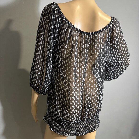 Sheer Boho Blouse 🖤 off-shoulder smocked hem top - Picture 5 of 6